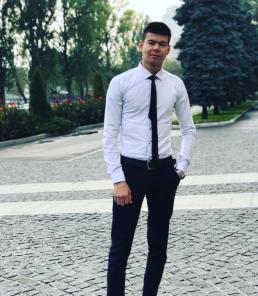 ищу работу мне 22 года